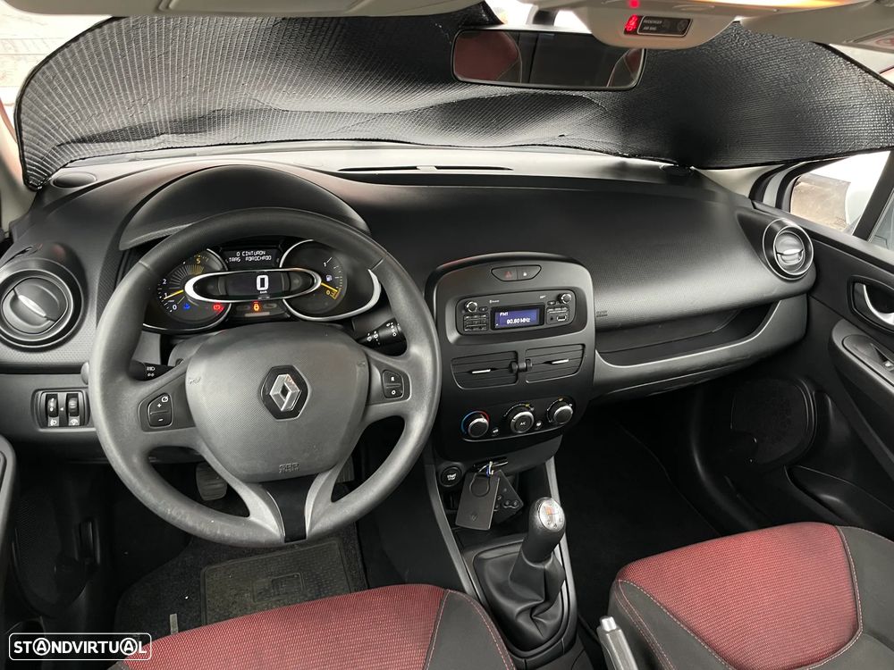 Renault Clio 1.5 dCi Dynamique S - 9