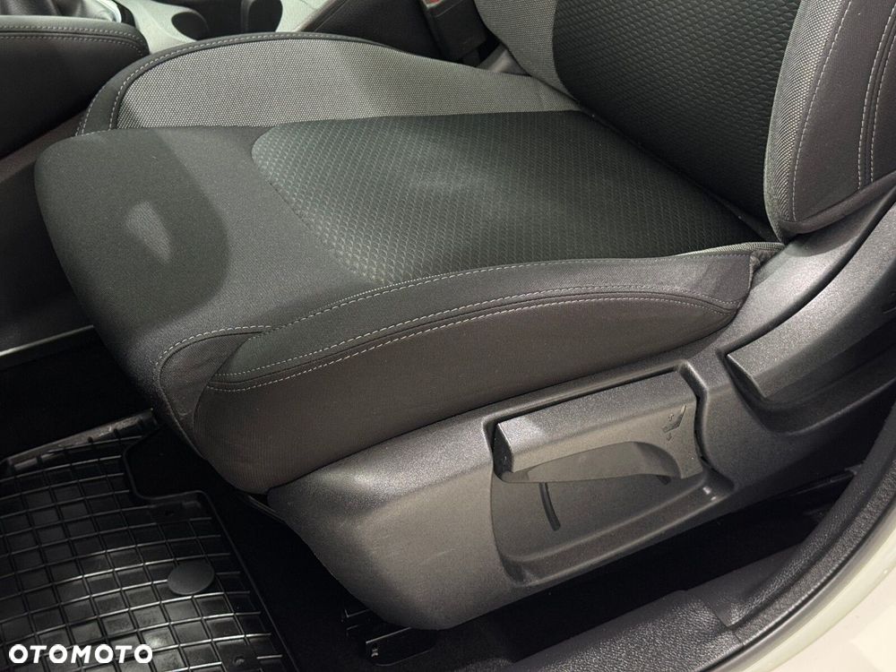 Nissan Qashqai 1.3 DIG-T N-Connecta - 12