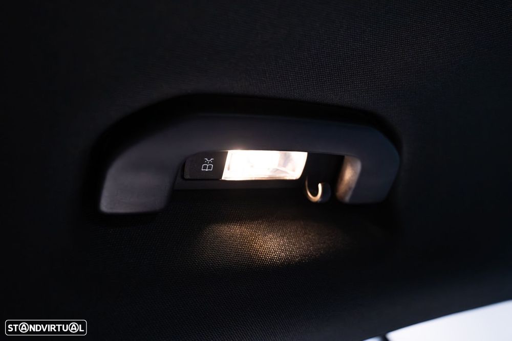 Mercedes-Benz GLA 250 e 8G-DCT - 47