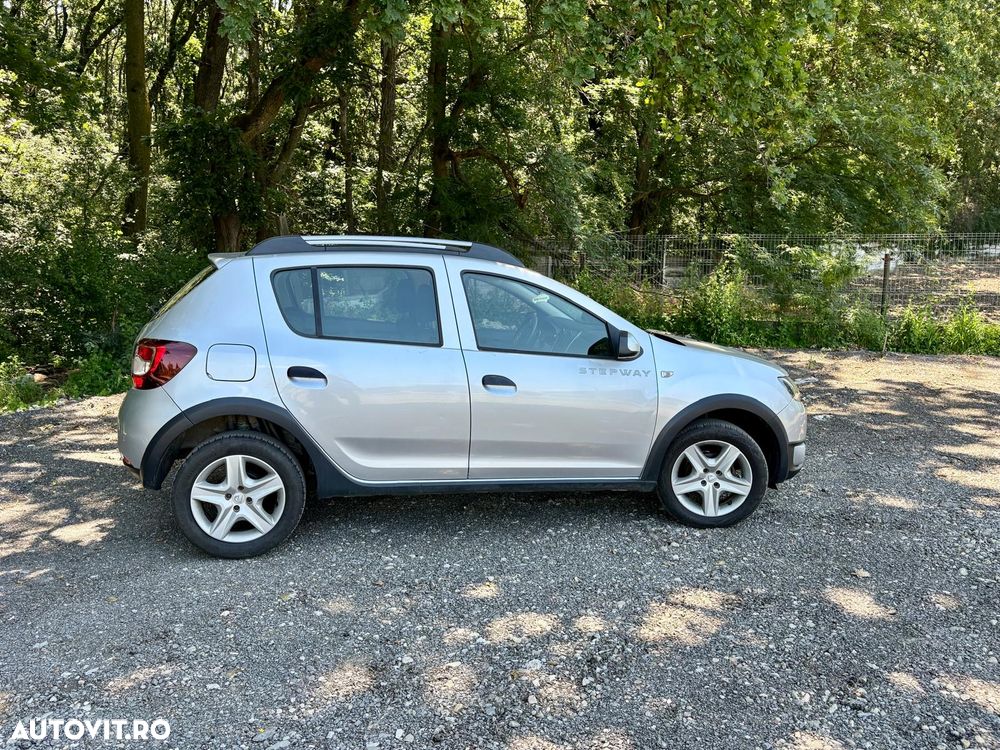 Dacia Sandero 0.9 Stepway - 4