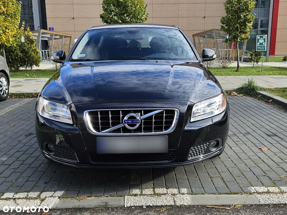 Volvo V70 - 1
