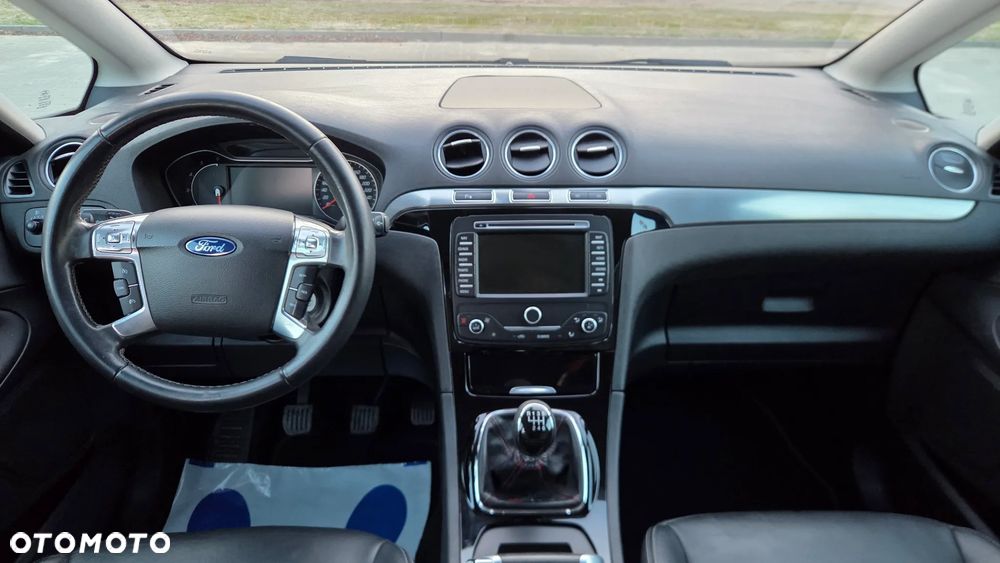 Ford S-Max 2.0 TDCi DPF Titanium X - 24