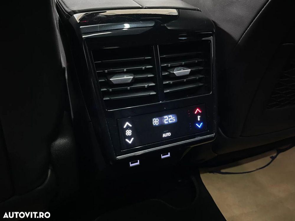 DS Automobiles DS 7 Crossback - 30