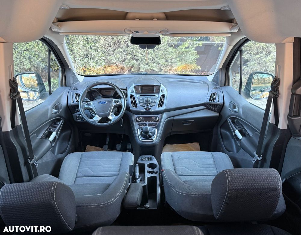 Ford Tourneo Connect 1.6 TDCi Titanium - 23