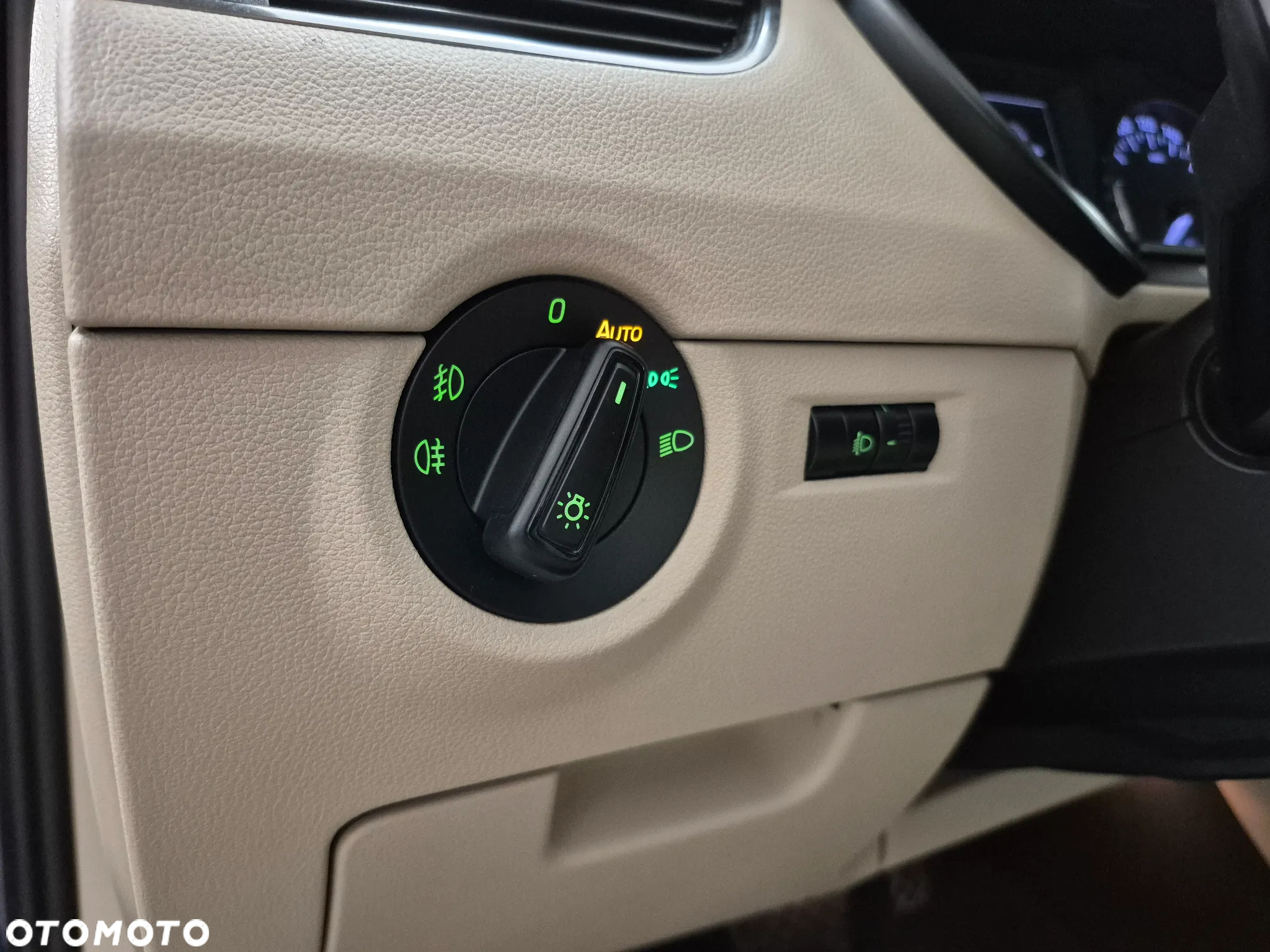 Skoda Octavia 1.8 TSI Ambition DSG - 36