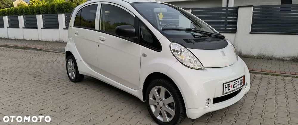 Peugeot iOn - 22
