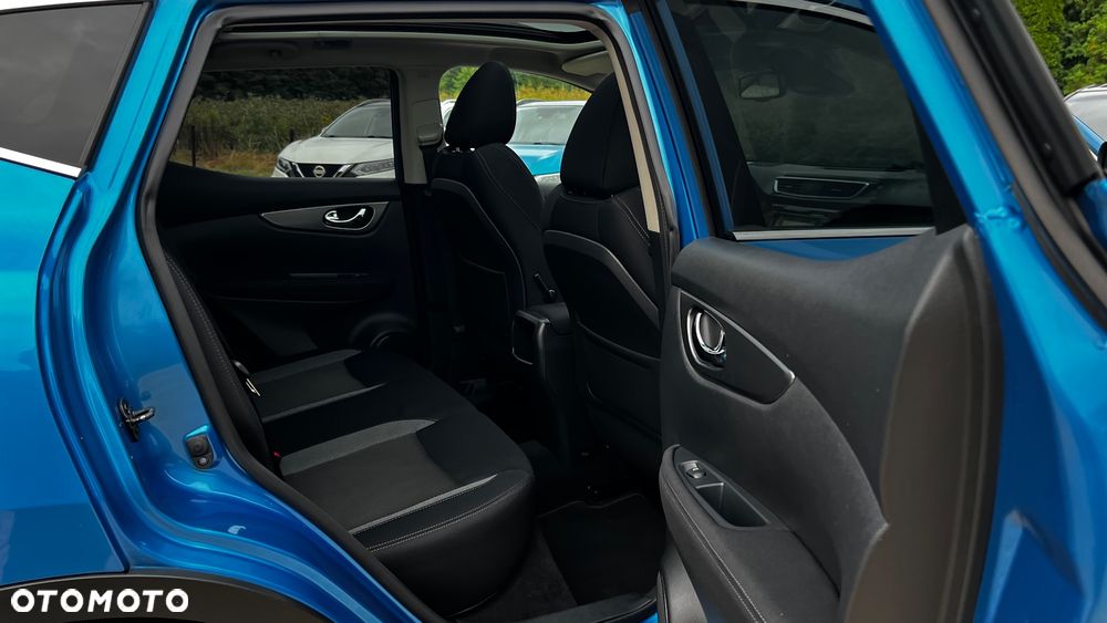 Nissan Qashqai 1.6 DIG-T N-Connecta - 30