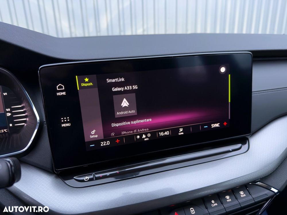 Skoda Octavia Combi 2.0 TDI DSG Tour - 26