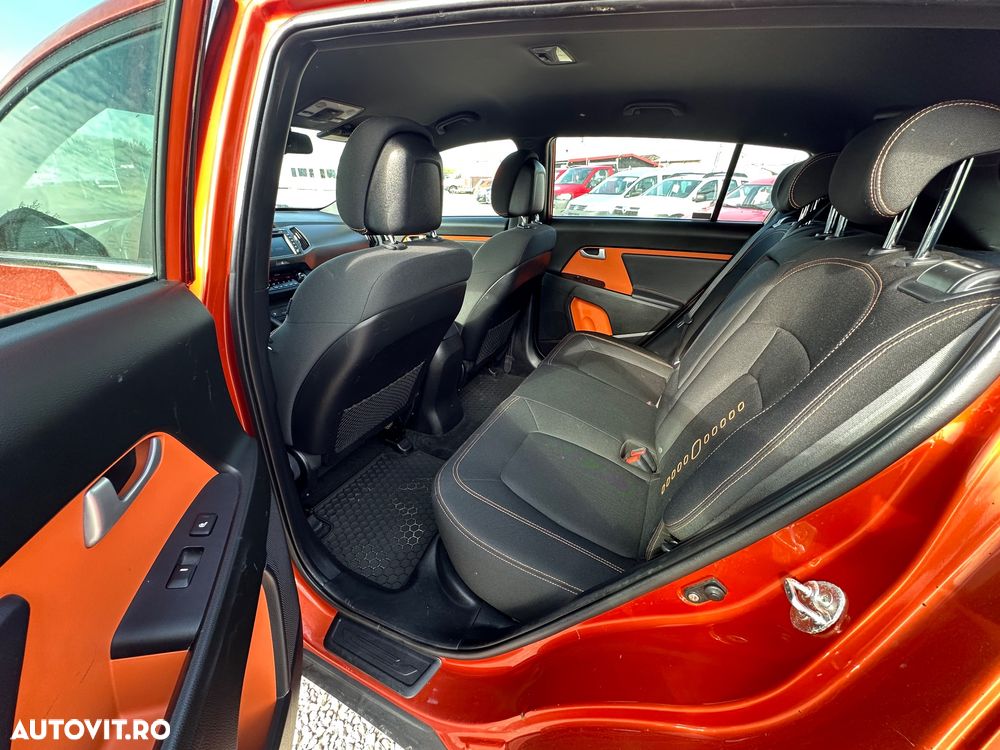 Kia Sportage 2.0 CRDI 4WD Automatik Vision - 5