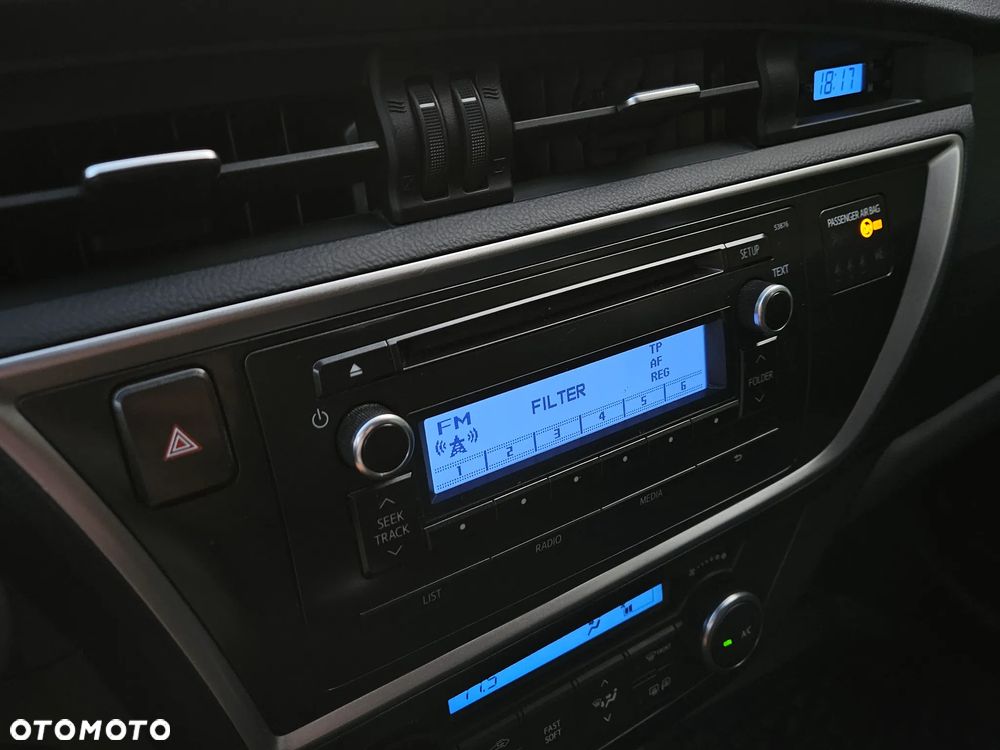 Toyota Auris 1.33 VVT-i - 29