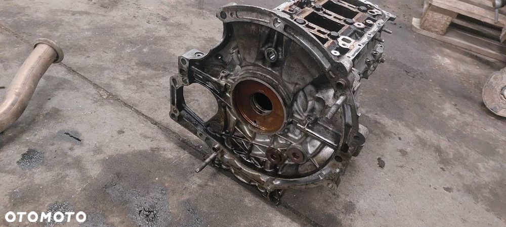 BLOK SILNIKA PEUGEOT 308 I 1.4 VTI MBGU30 - 8