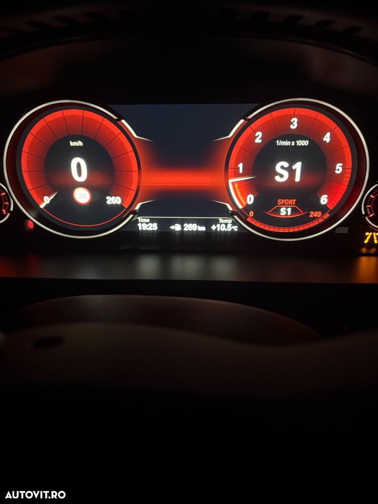 BMW X6 xDrive30d - 25