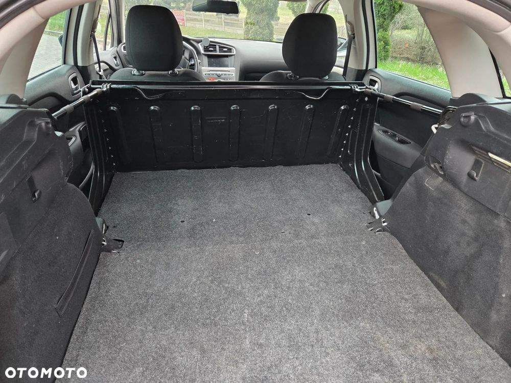 Citroën C4 BlueHDi 100 Selection - 13