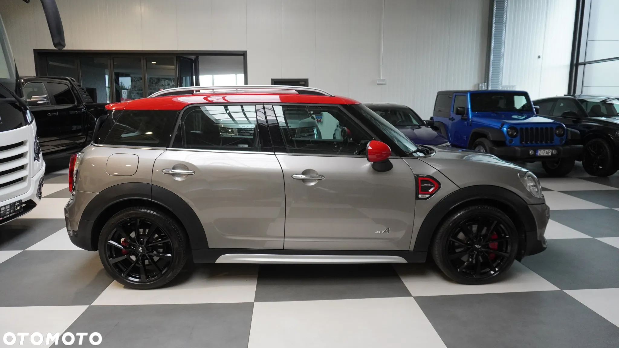 MINI John Cooper Works ALL4 sport - 18