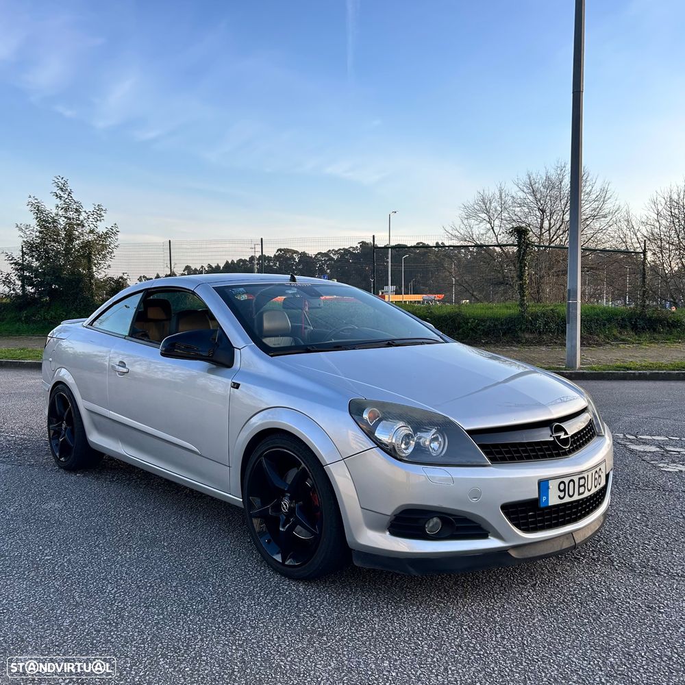Opel Astra Cabrio TwinTop 1.9 CDTi - 4