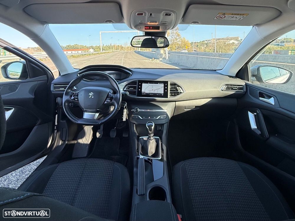 Peugeot 308 SW 1.5 BlueHDi Style - 17