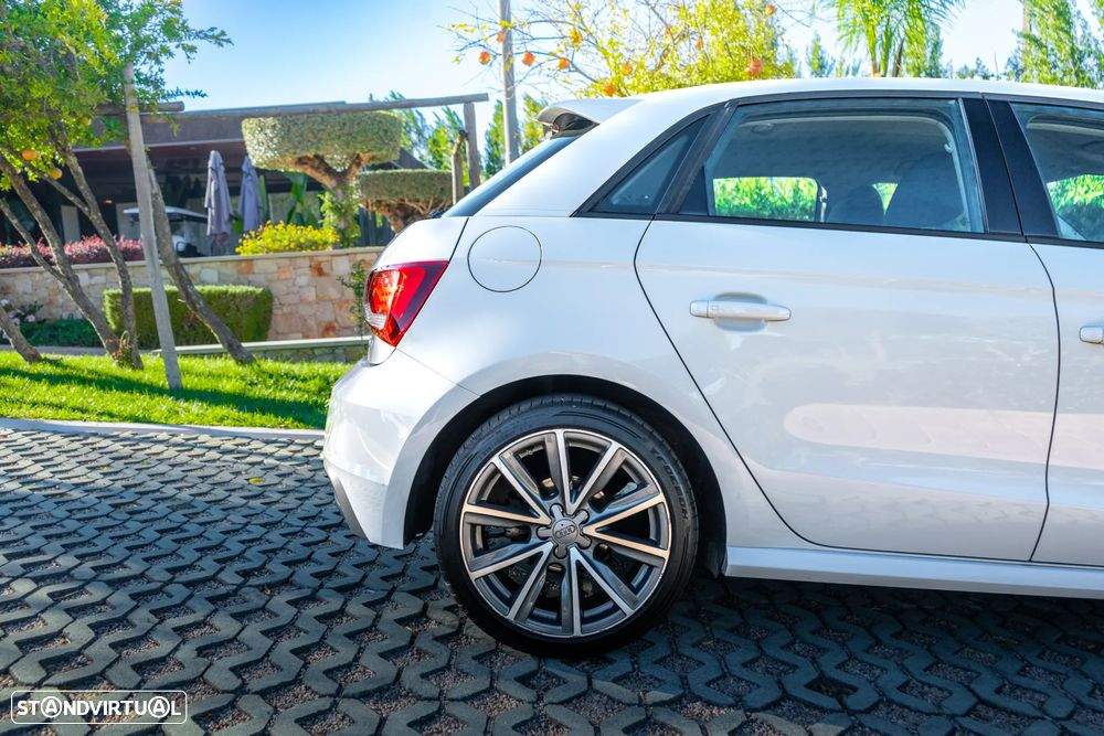 Audi A1 Sportback 1.4 TDI S-line - 17