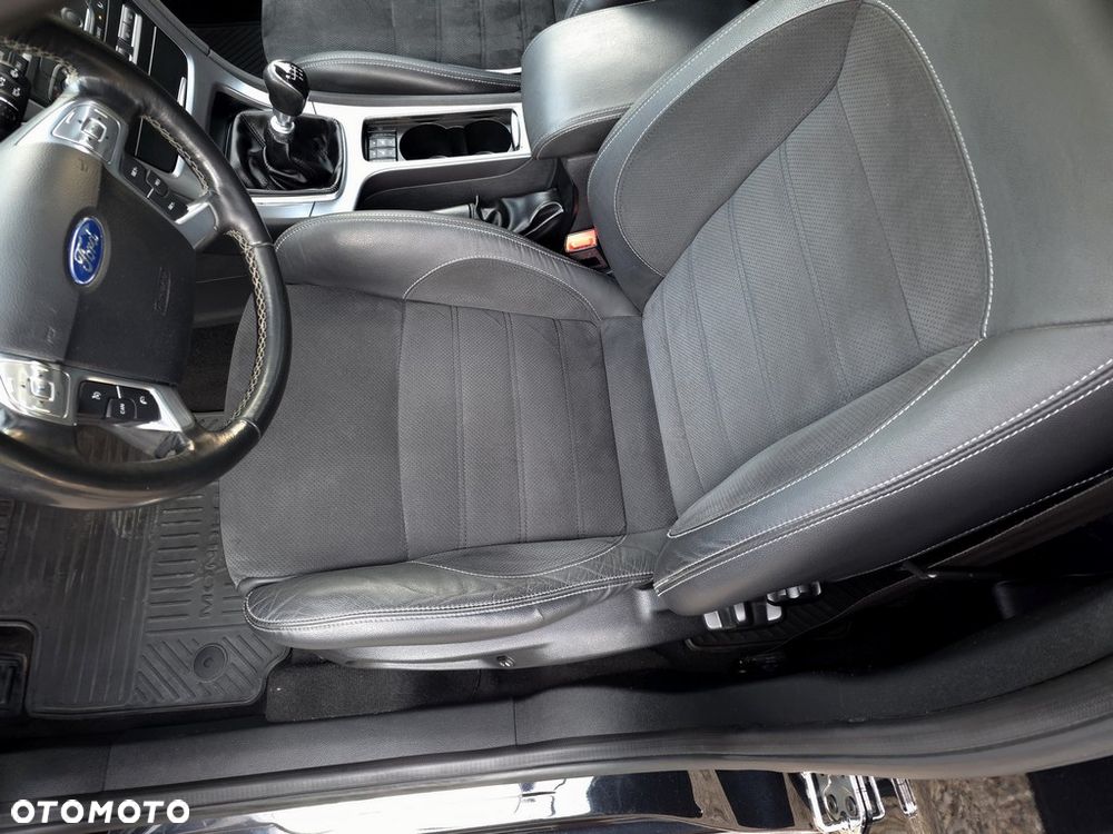 Ford Mondeo 2.0 TDCi Titanium - 16
