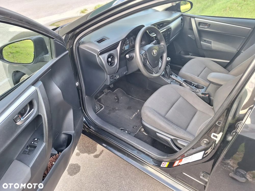 Toyota Corolla 1.6 Active - 19