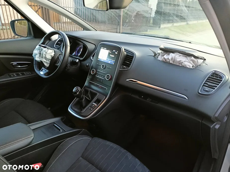 Renault Grand Scenic ENERGY dCi 110 EDC LIMITED - 12