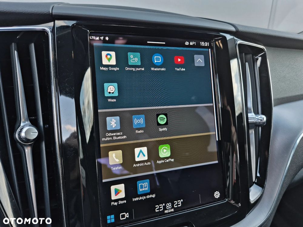 Volvo XC 60 B4 D Momentum Pro - 34