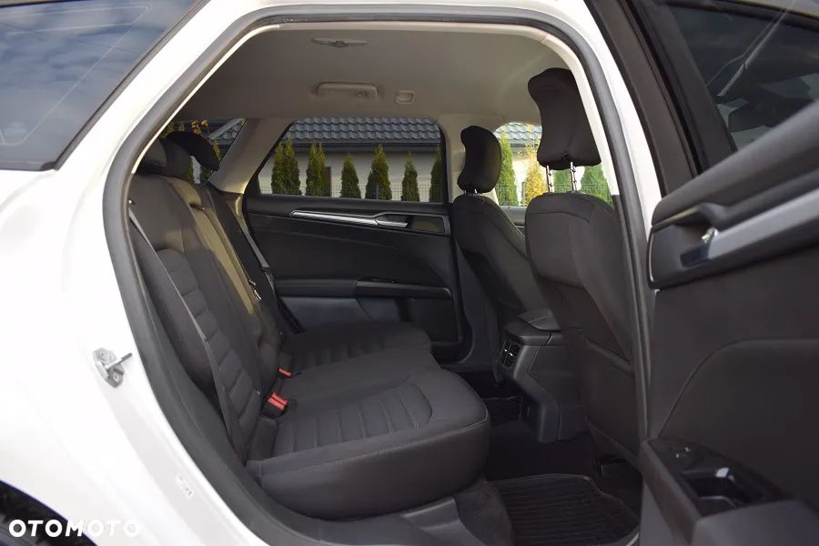 Ford Mondeo 2.0 TDCi Edition PowerShift - 11