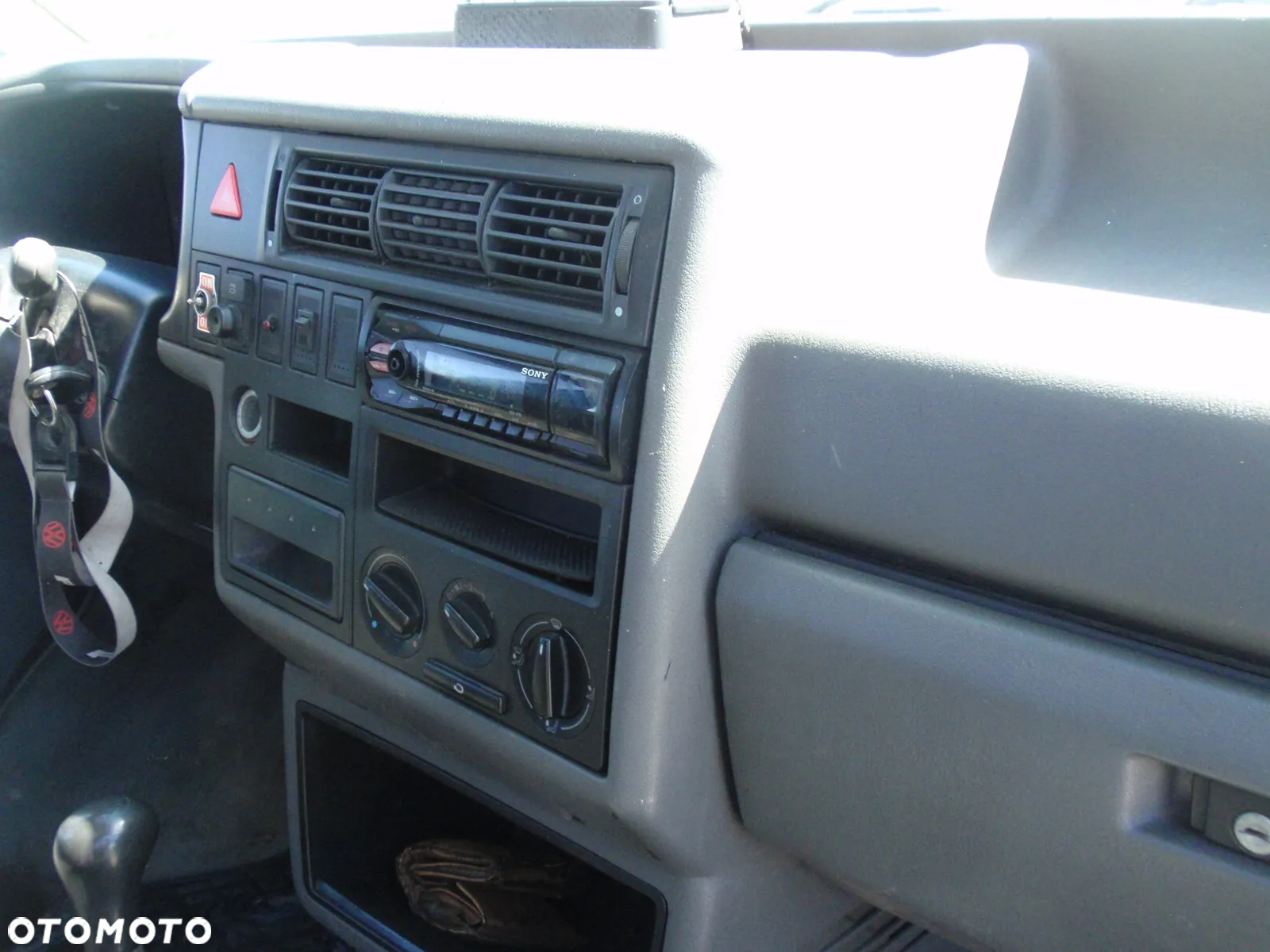 Volkswagen TRANSPORTER T4, LIFT, 2.5TDI, 8 OSÓB,HAK, 2X SZYBERDACH,PRZESZKLONY,ŁADOWNOŚĆ 1100KG - 15
