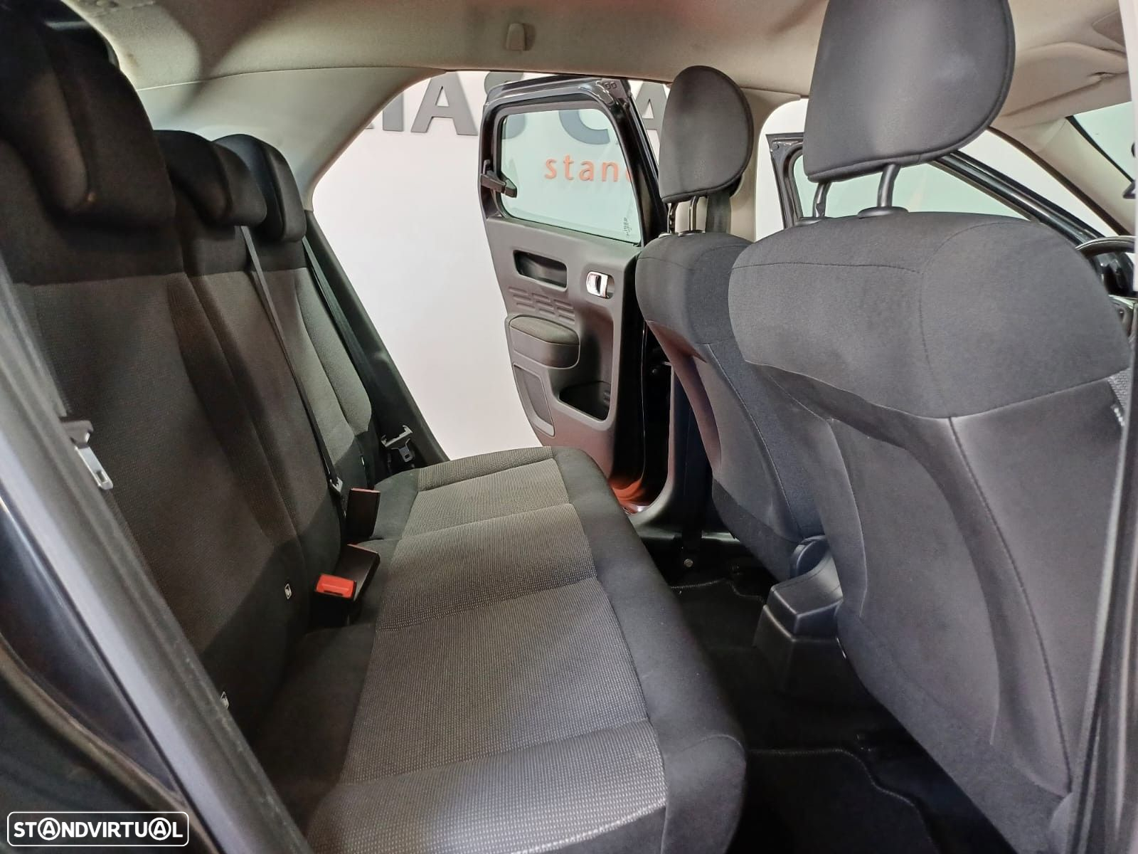 Citroën C4 Cactus 1.6 BlueHDi Shine ETG6 - 12