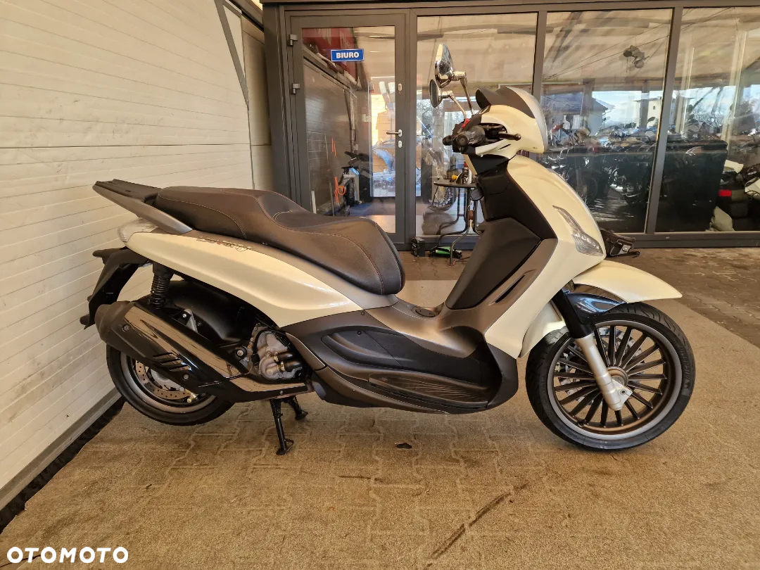 Piaggio Beverly - 16