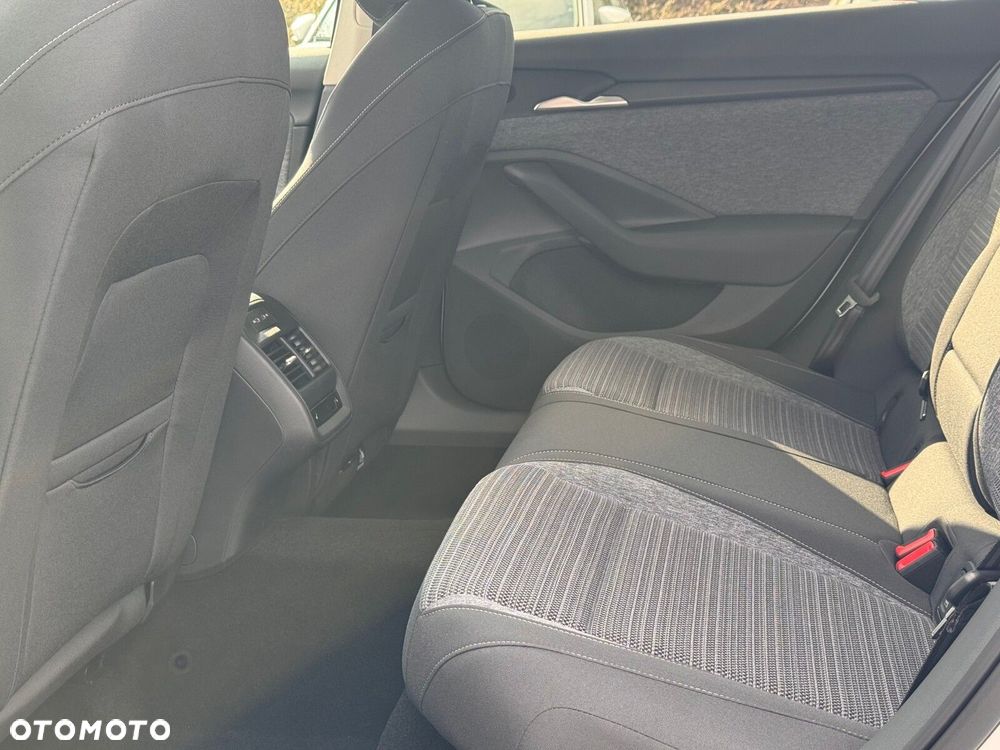 Skoda Superb 2.0 TDI SCR 4x4 Drive DSG - 19