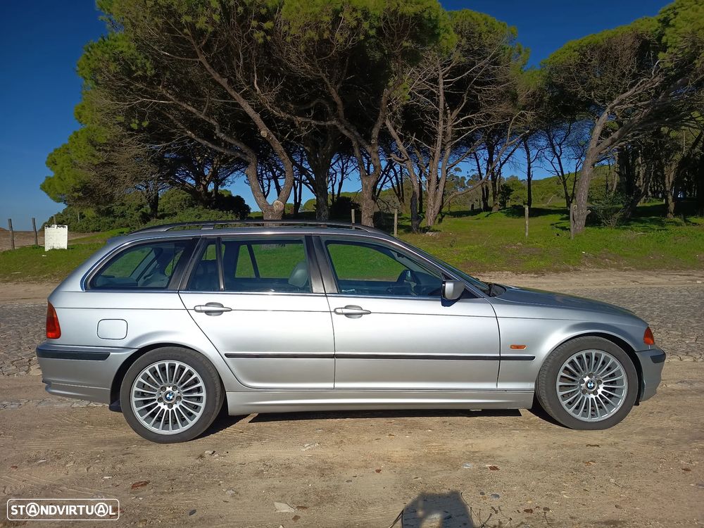 BMW 330 d Touring - 1