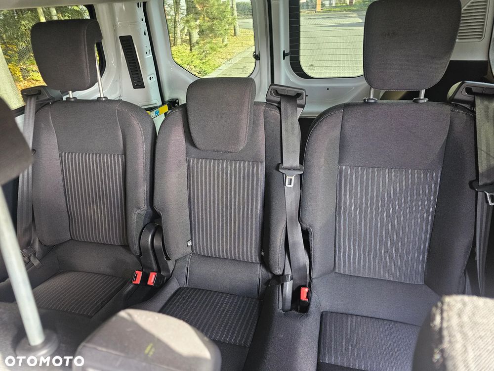 Ford Transit - 18