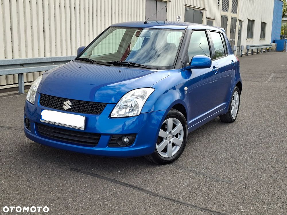 Suzuki Swift - 1
