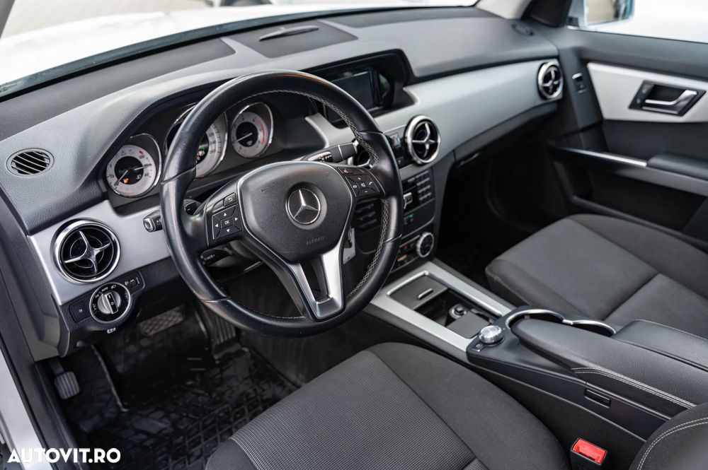 Mercedes-Benz GLK 220 CDI DPF 4Matic BlueEFFICIENCY 7G-TRONIC - 5