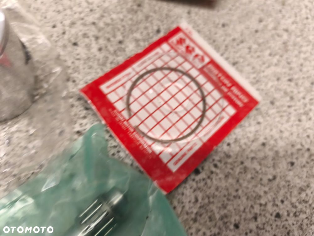 Tłok, pierścień Suzuki RM 80 RM80 - 4