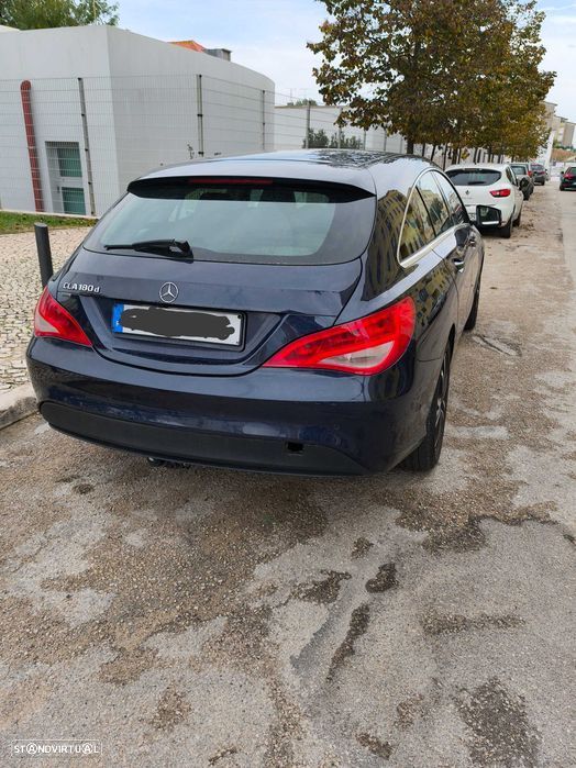 Mercedes-Benz CLA 180 - 3