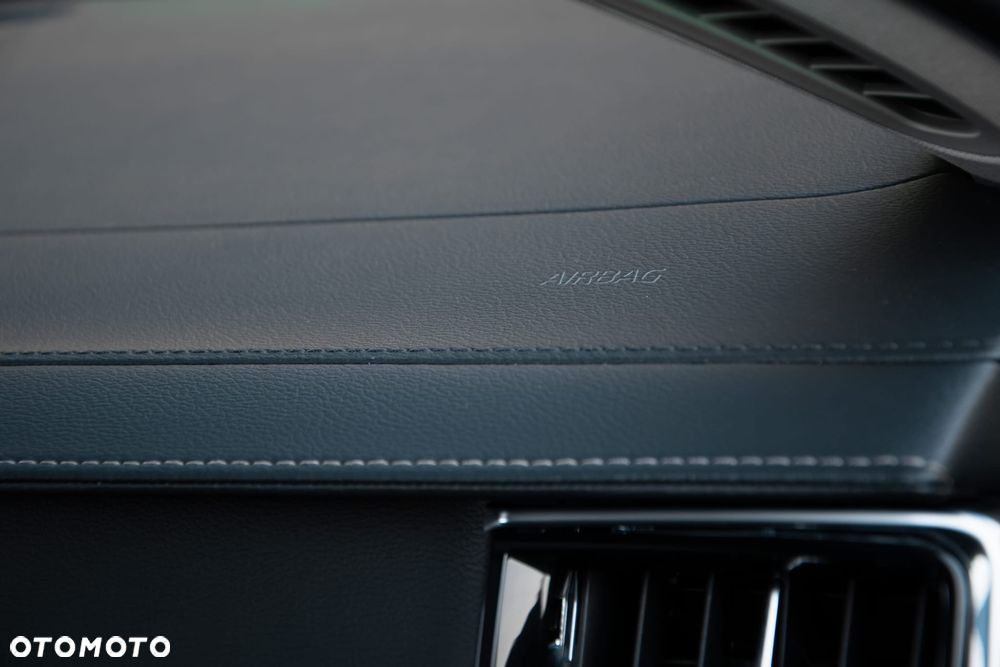 Volvo V90 Cross Country D5 AWD Pro - 26