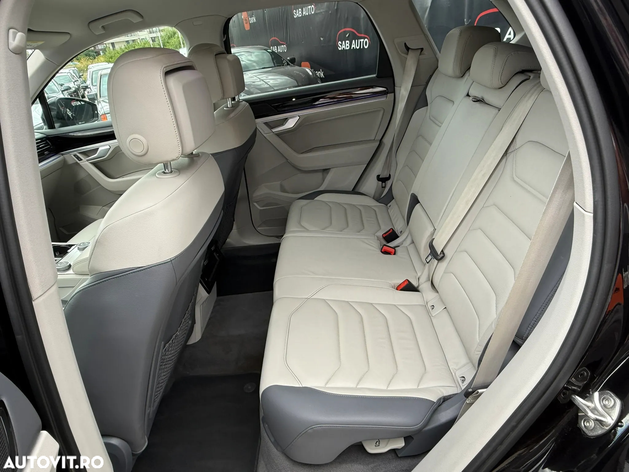 Volkswagen Touareg V6 TDI Elegance - 17