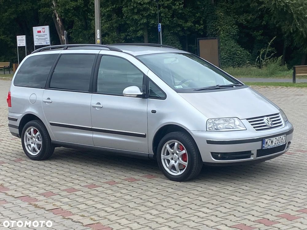 Volkswagen Sharan 1.8T Highline Tiptr - 2