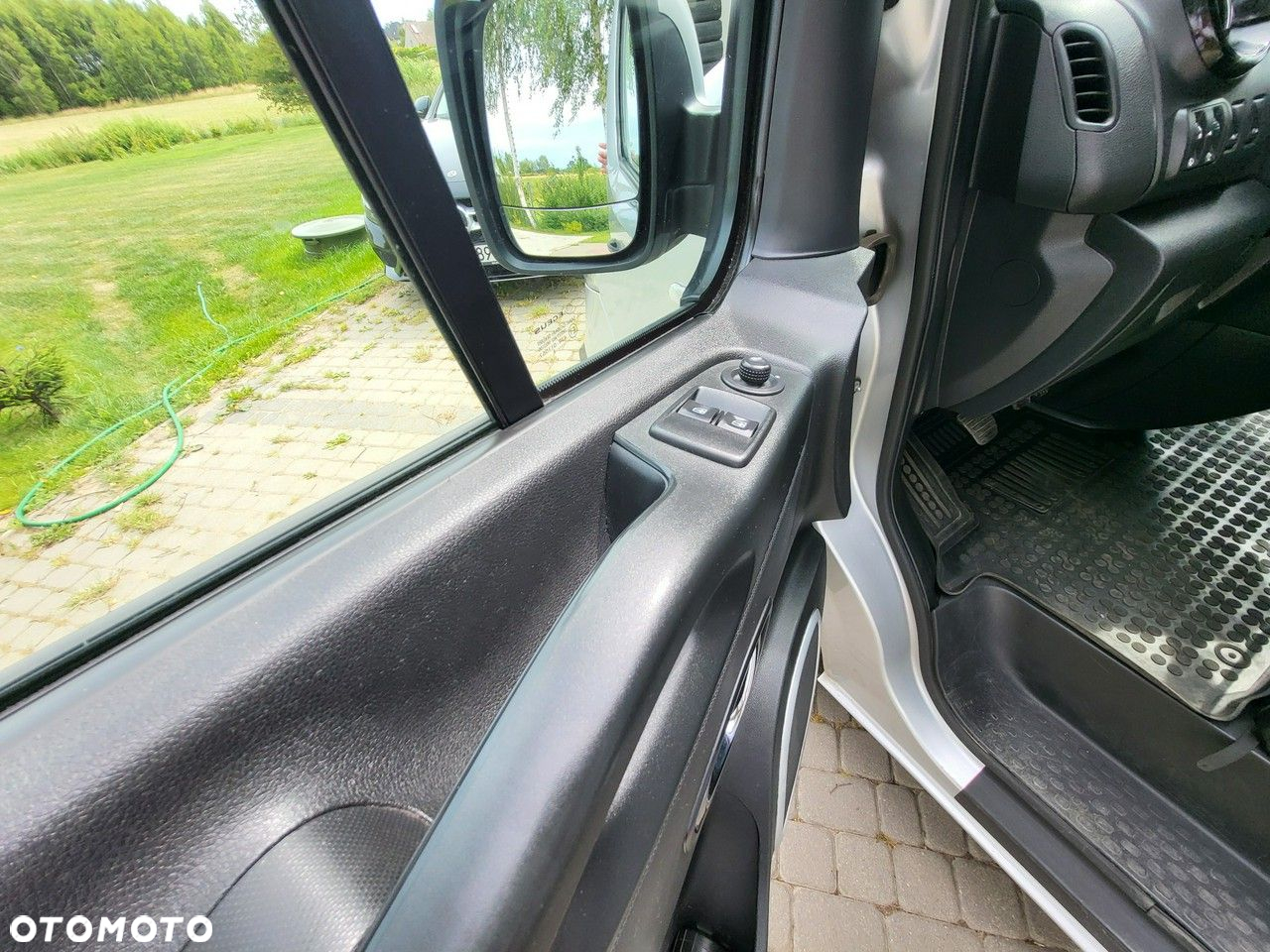 Opel Vivaro - 16