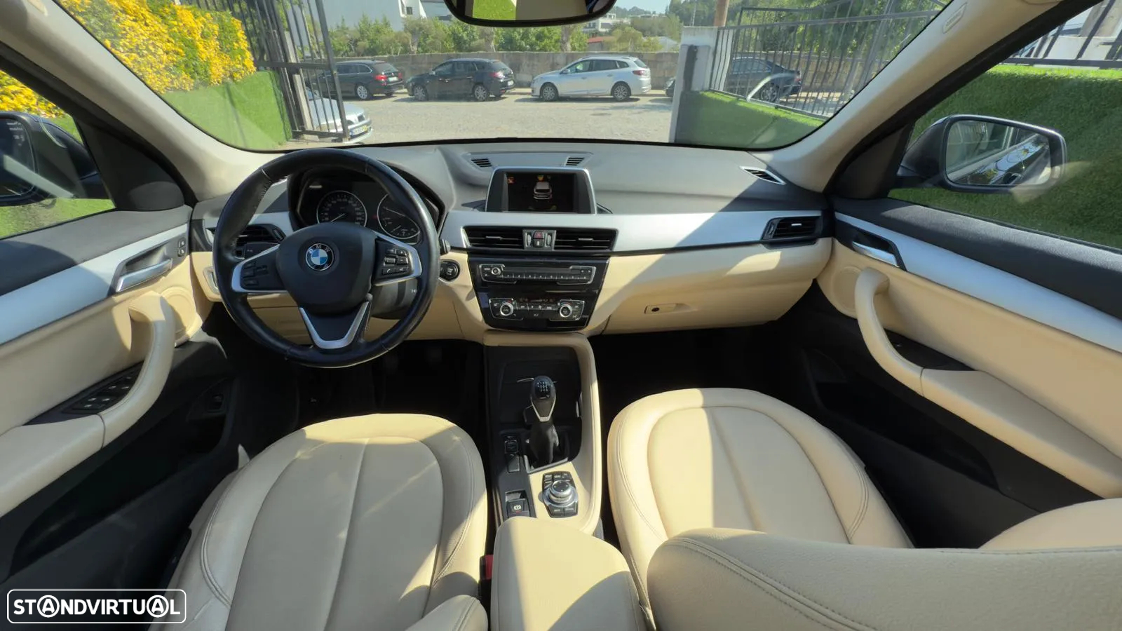 BMW X1 16 d sDrive xLine - 12