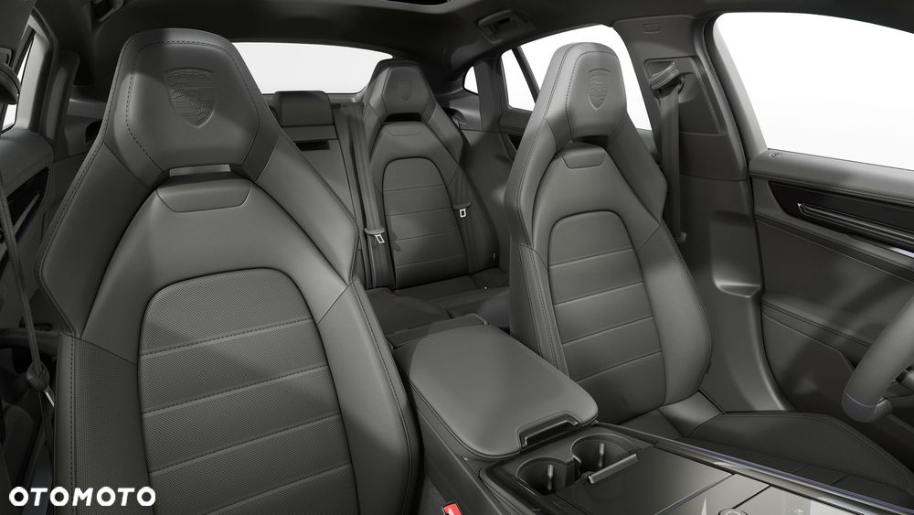 Porsche Panamera 4 E-Hybrid PHEV - 5