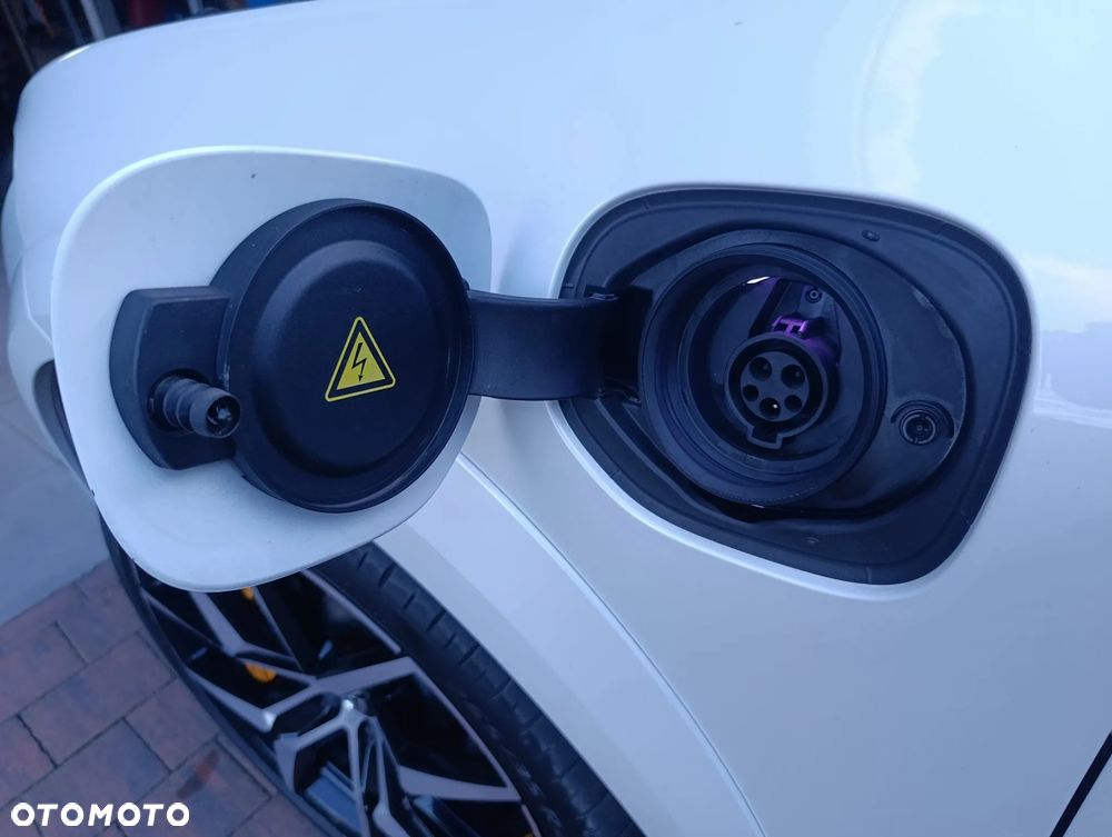 Volvo XC 60 T8 AWD Geartronic Polestar Engineered - 23