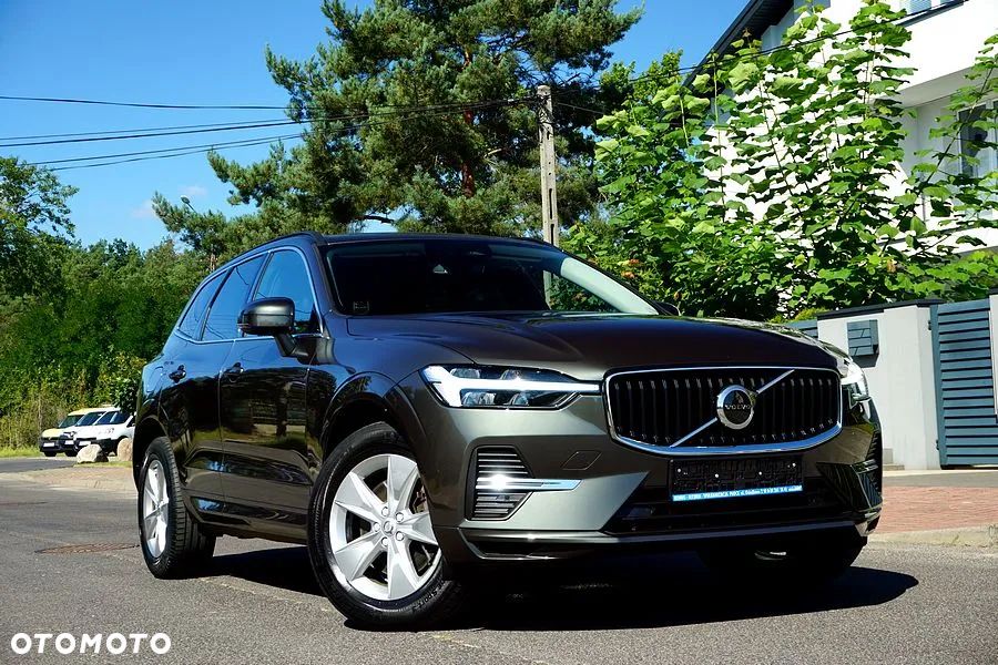 Volvo XC 60 B4 D Geartronic Momentum Pro - 1