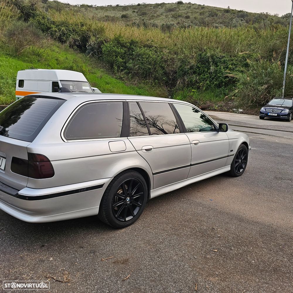 BMW 530 dA Touring - 8