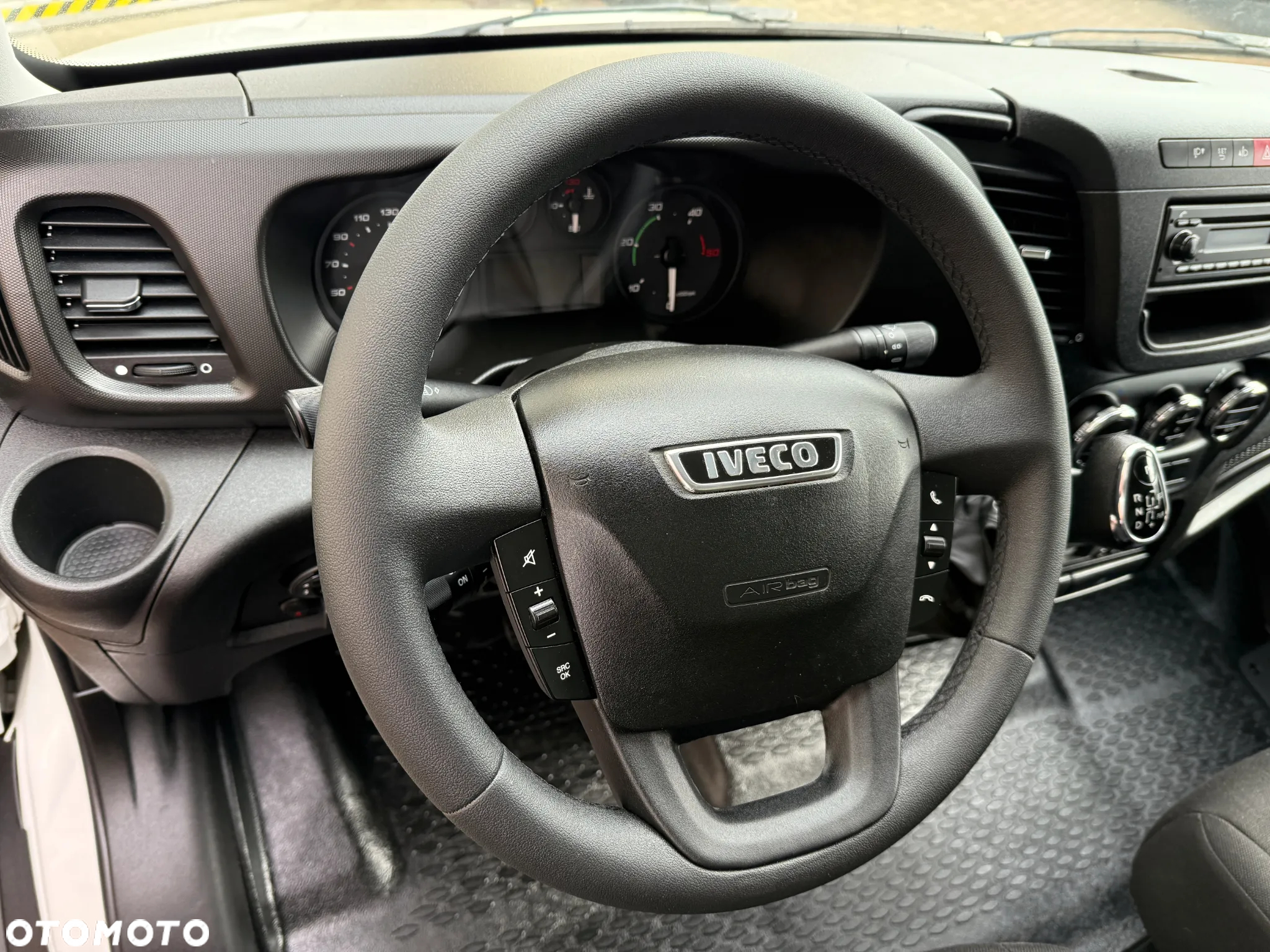 Iveco Daily 3,0 Chłodnia Mroźnia Winda - 23
