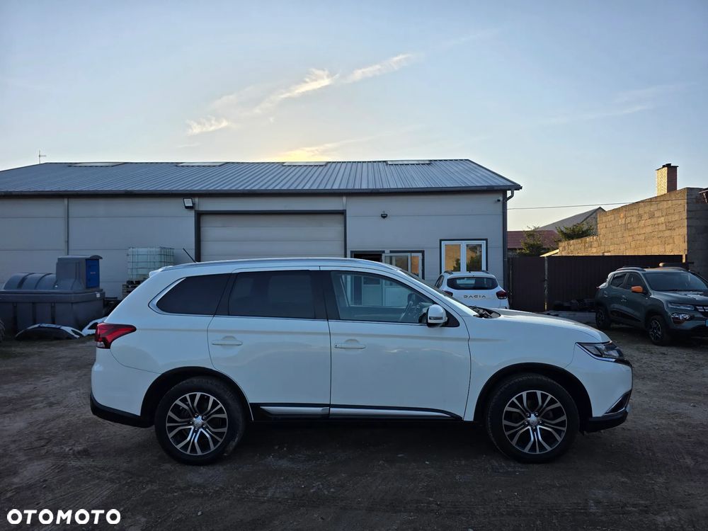 Mitsubishi Outlander - 7