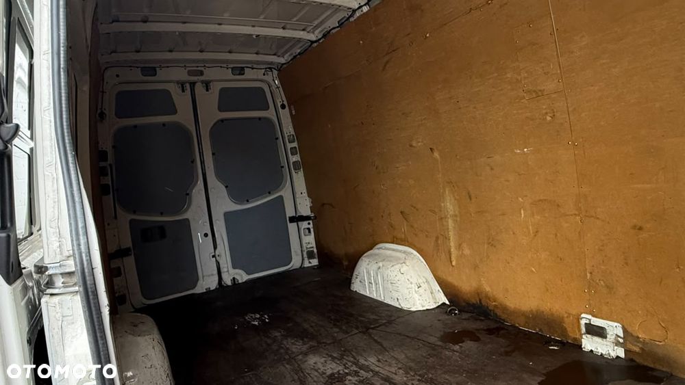 Volkswagen Crafter Standard - 35