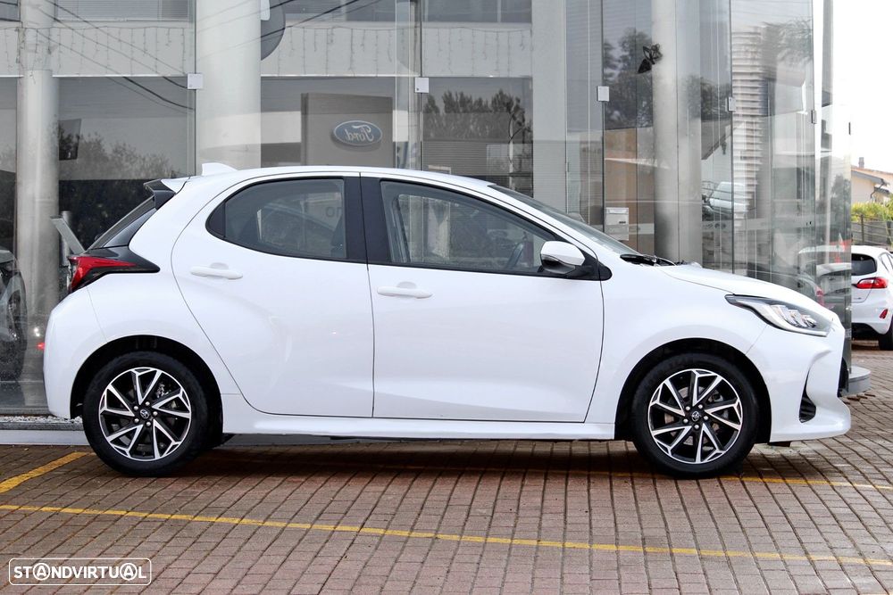 Toyota Yaris 1.5 HDF Comfort Plus - 4