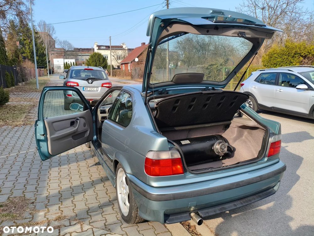 BMW Seria 3 - 15